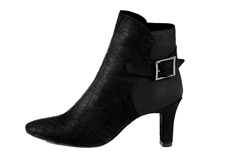 Satin black women's ankle boots with buckles at the back. Round toe. High kitten heels. Profile view - Florence KOOIJMAN